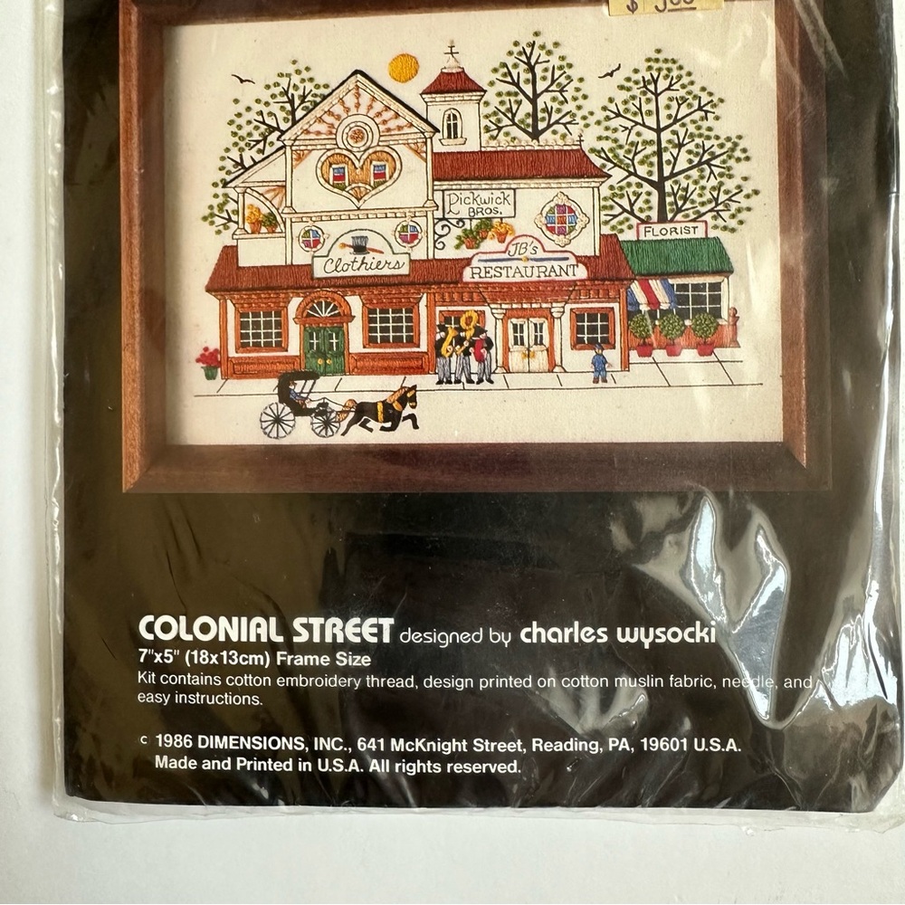 Dimensions Vintage Crewel Embroidery Kit Colonial Street 6136 NWT - Picture 4 of 4